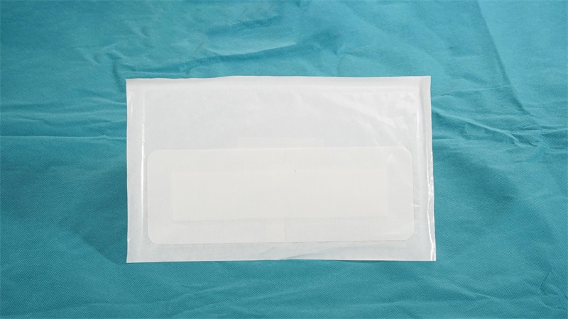 一次性使用无菌敷贴.jpg